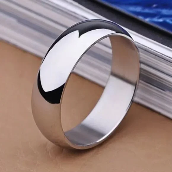 Silver Tungsten Ring Size 11 - Picture 2 of 3